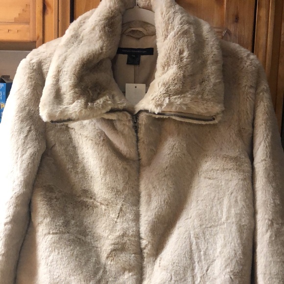 NWT BEAUTIFUL faux fur jacket - Picture 5 of 15